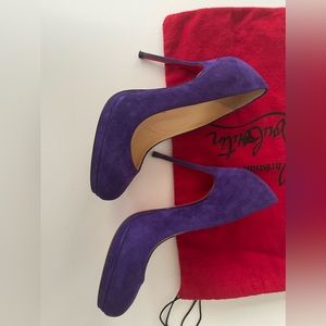 Christian Louboutin
Purple Filo 120 Suede Pumps